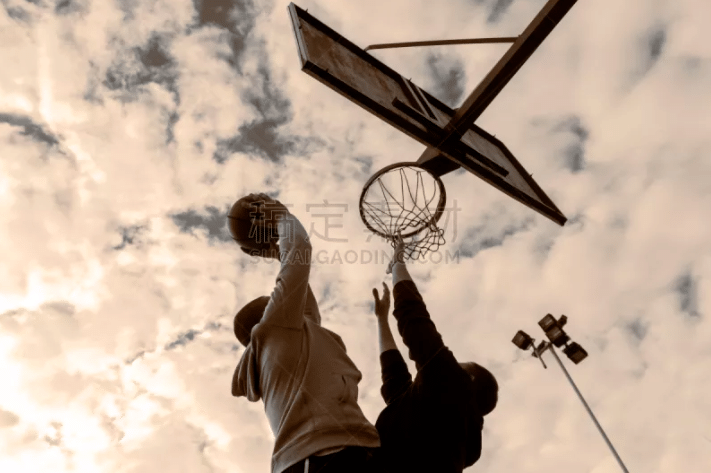 山东热身小胜同曦！双方多人缺席+疯狂演练战术，后续还有一场！